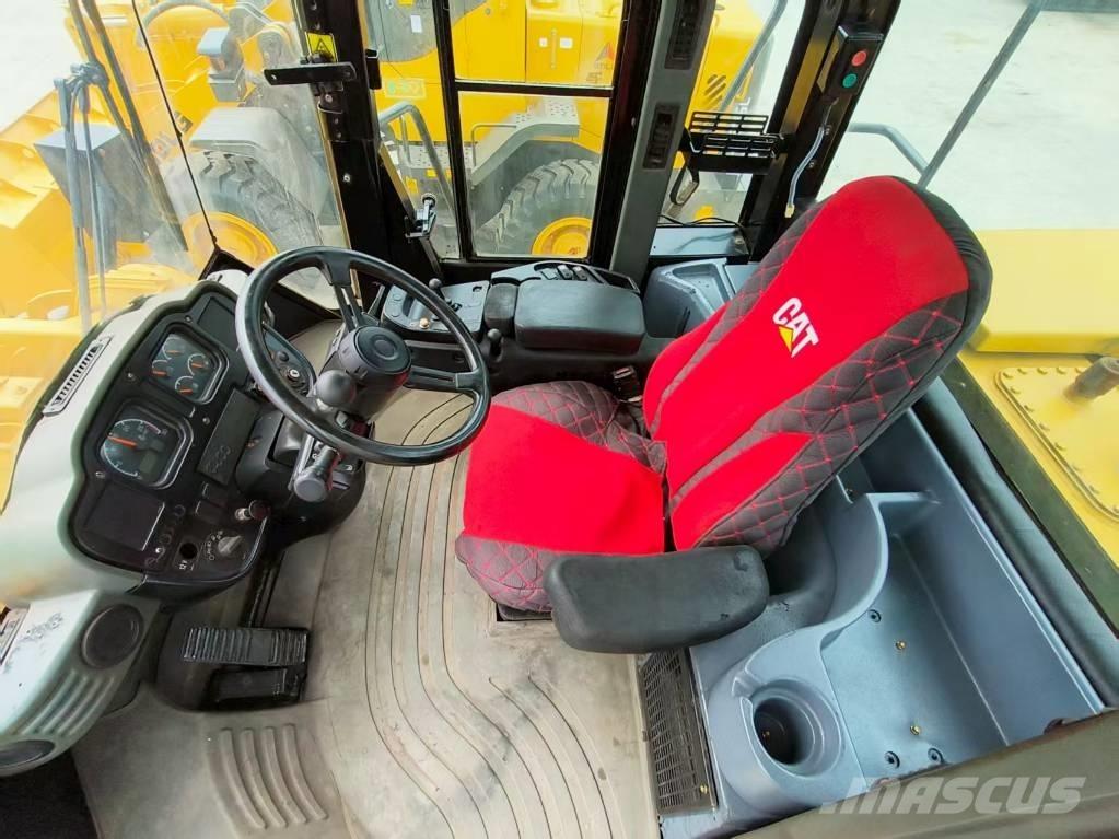 CAT 966 H Naudoti ratiniai krautuvai