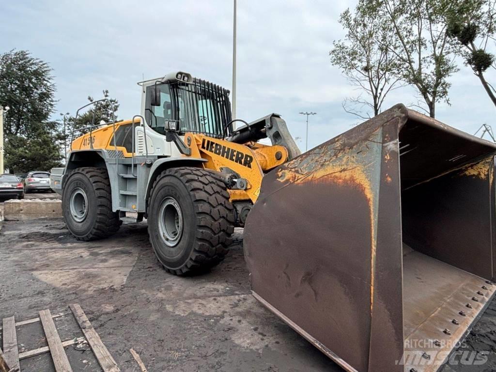 Liebherr L 566 Naudoti ratiniai krautuvai