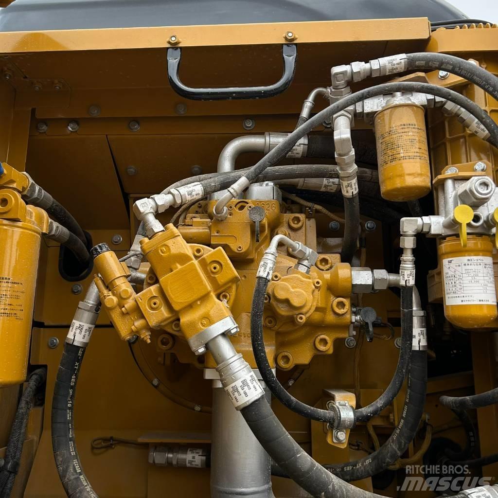 CAT 340D2L Vikšriniai ekskavatoriai