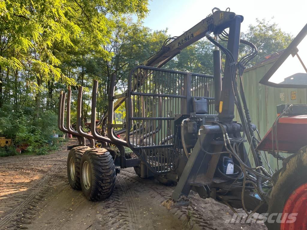 Kesla 122HD Miškovežių priekabos