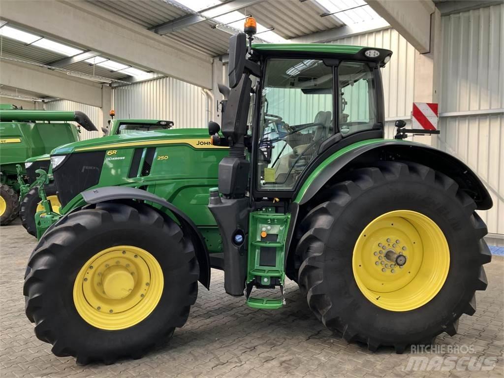 John Deere 6R 250 Traktoriai