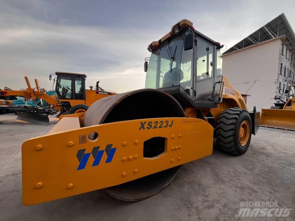 XCMG XS 223 J Vieno būgno volai