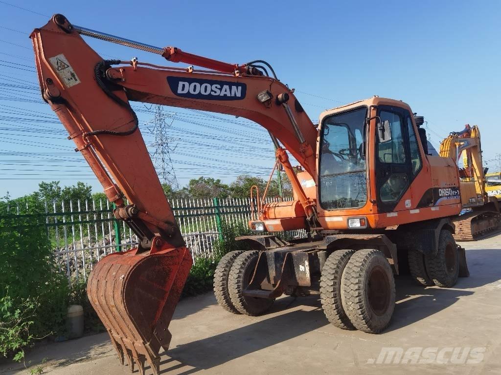 Doosan DH150W-7 Ratiniai ekskavatoriai