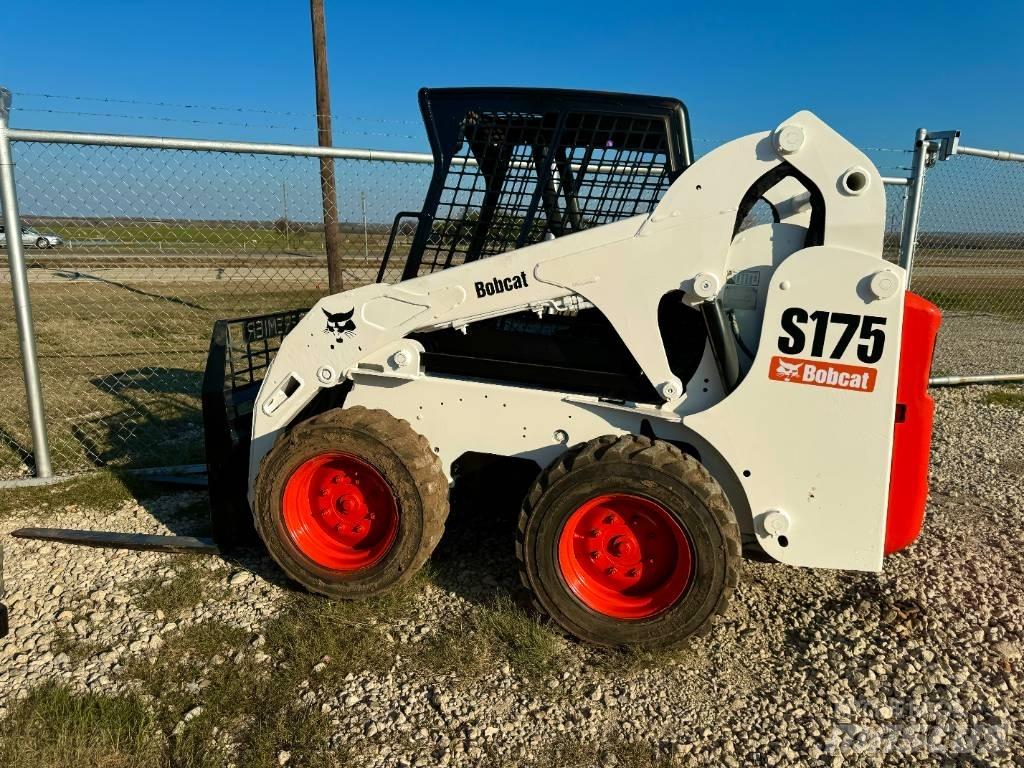 Bobcat S 175 Krautuvai su šoniniu pasukimu