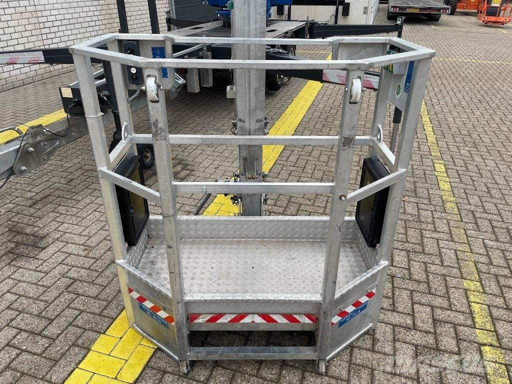 Böcker AHK 30/1600 Visureigiai kranai