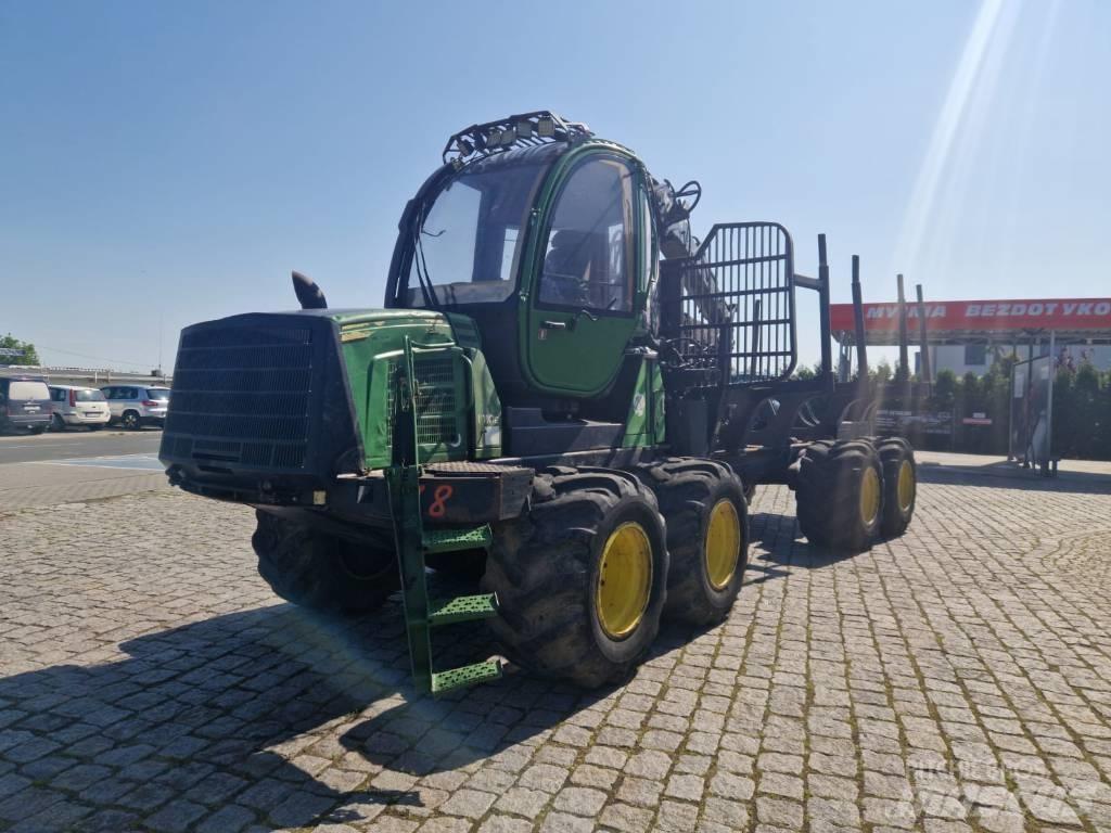 John Deere 1010 E Naudoti miškovežiai (Forvarderiai)