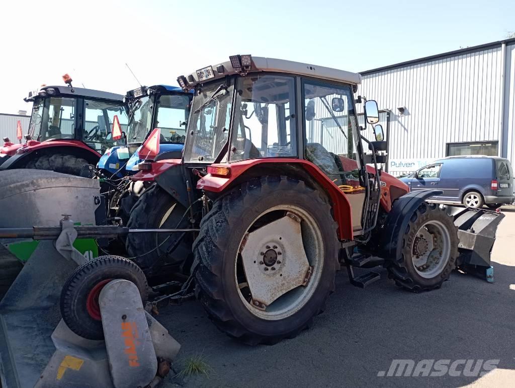 Massey Ferguson 4220 Traktoriai