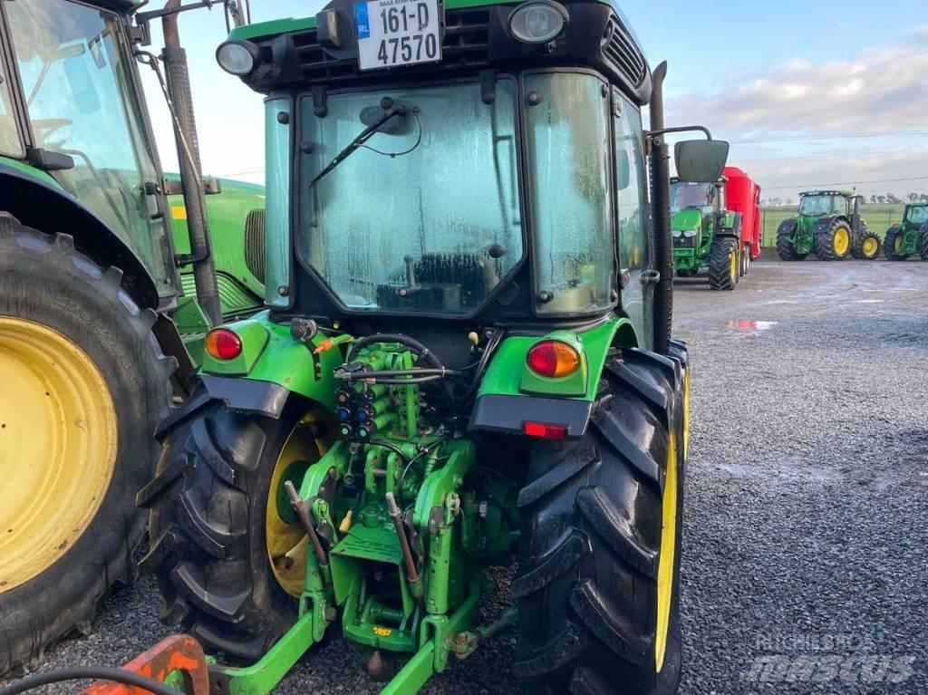 John Deere 5085 GF Traktoriai