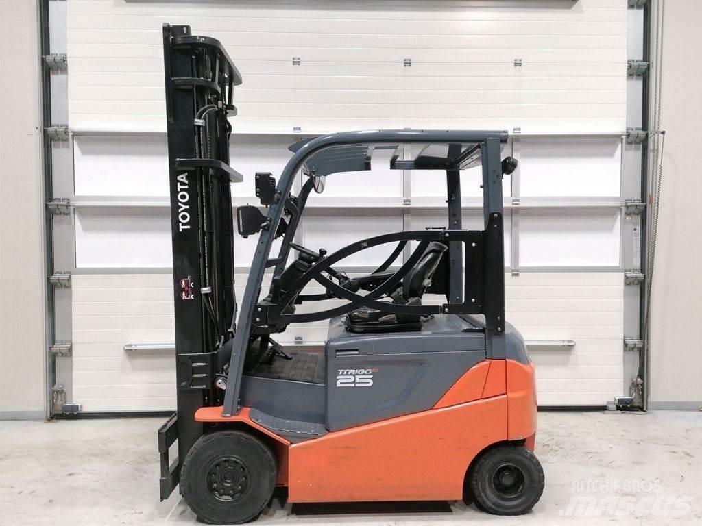 Toyota 8FBMKT25 Elektriniai šakiniai krautuvai