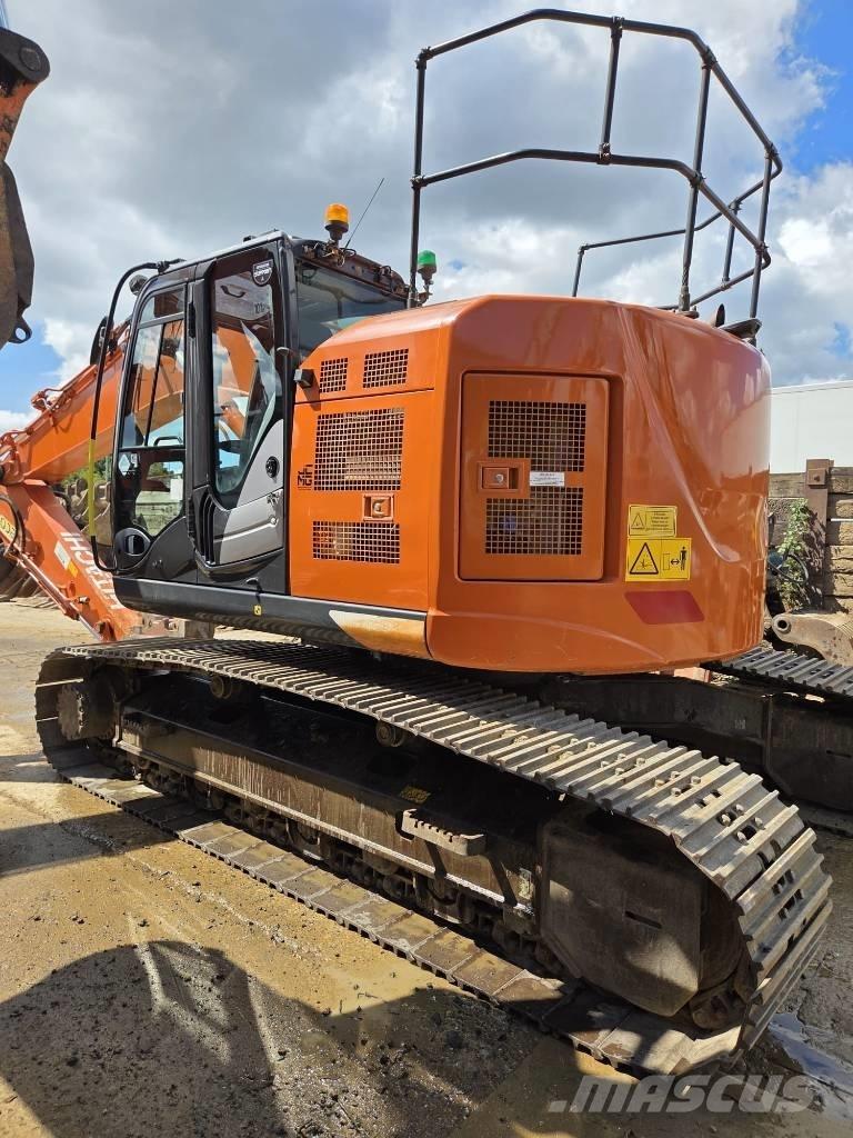 Hitachi ZX225US-6 Vikšriniai ekskavatoriai