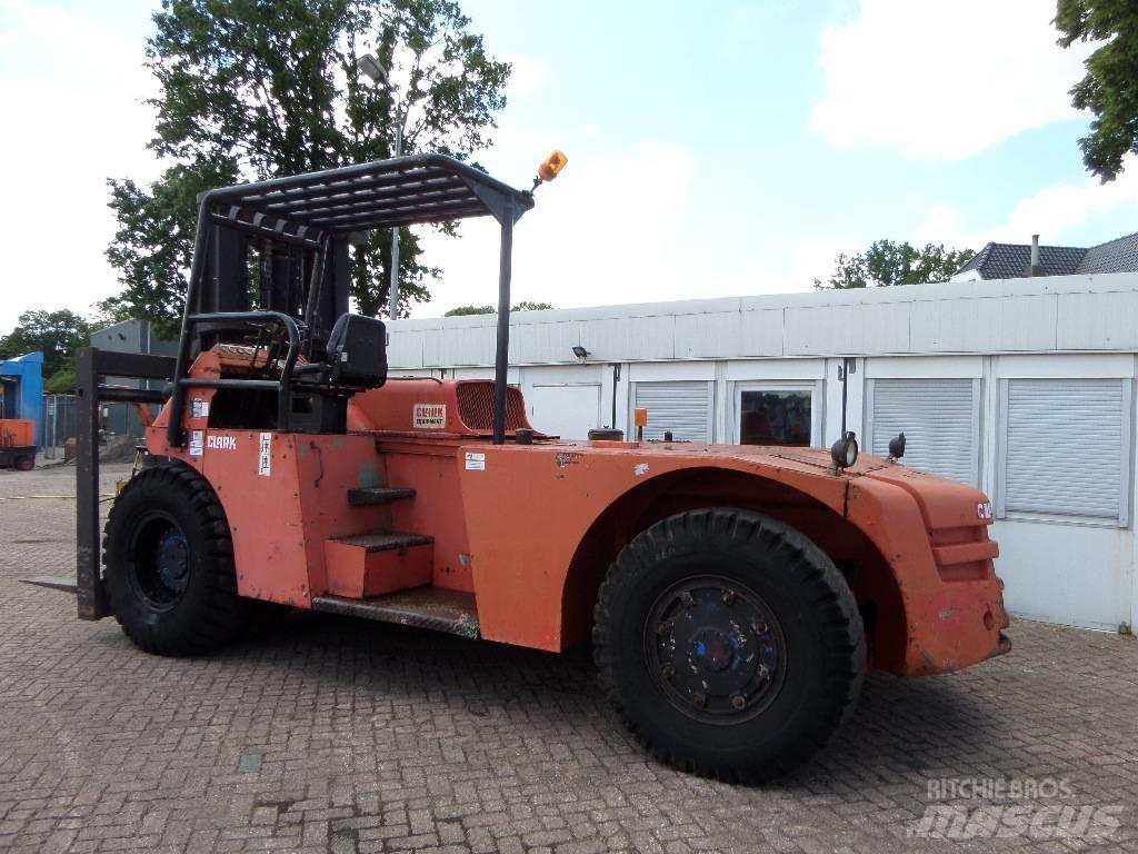 Clark CY450BD Dyzeliniai krautuvai