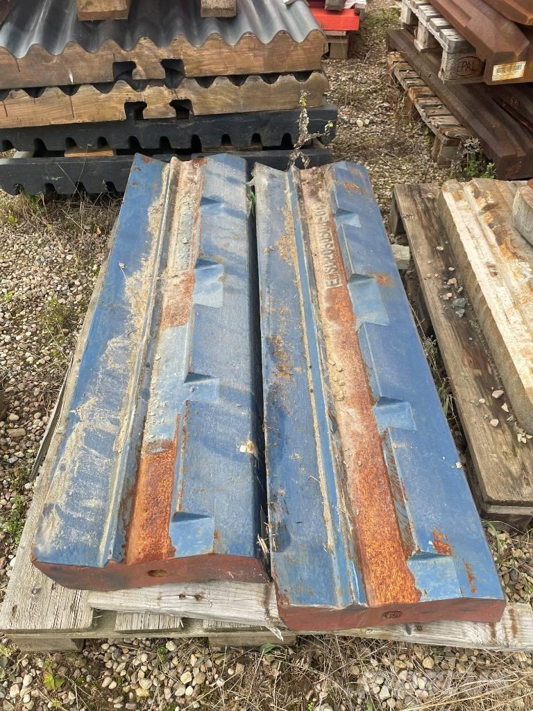 SBM 1312 Mobilūs smulkintuvai