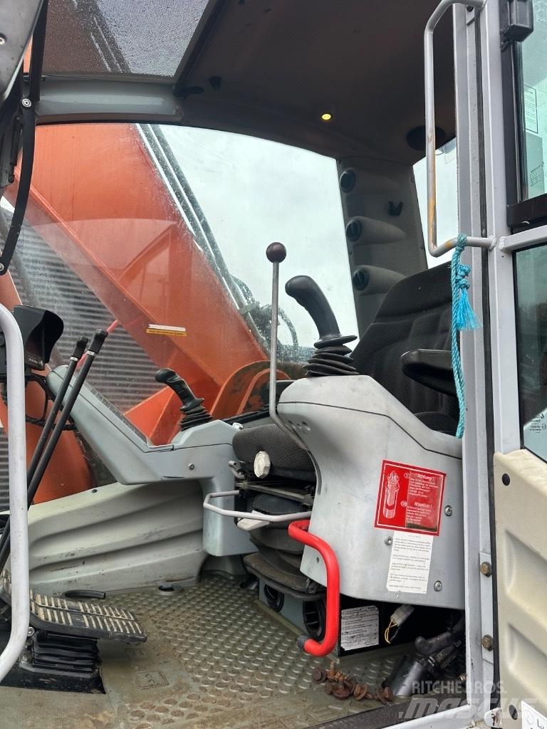 Terex TC240 Vikšriniai ekskavatoriai