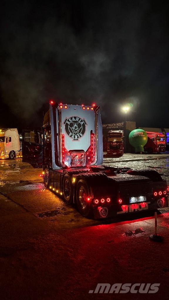 Scania S 770 Naudoti vilkikai