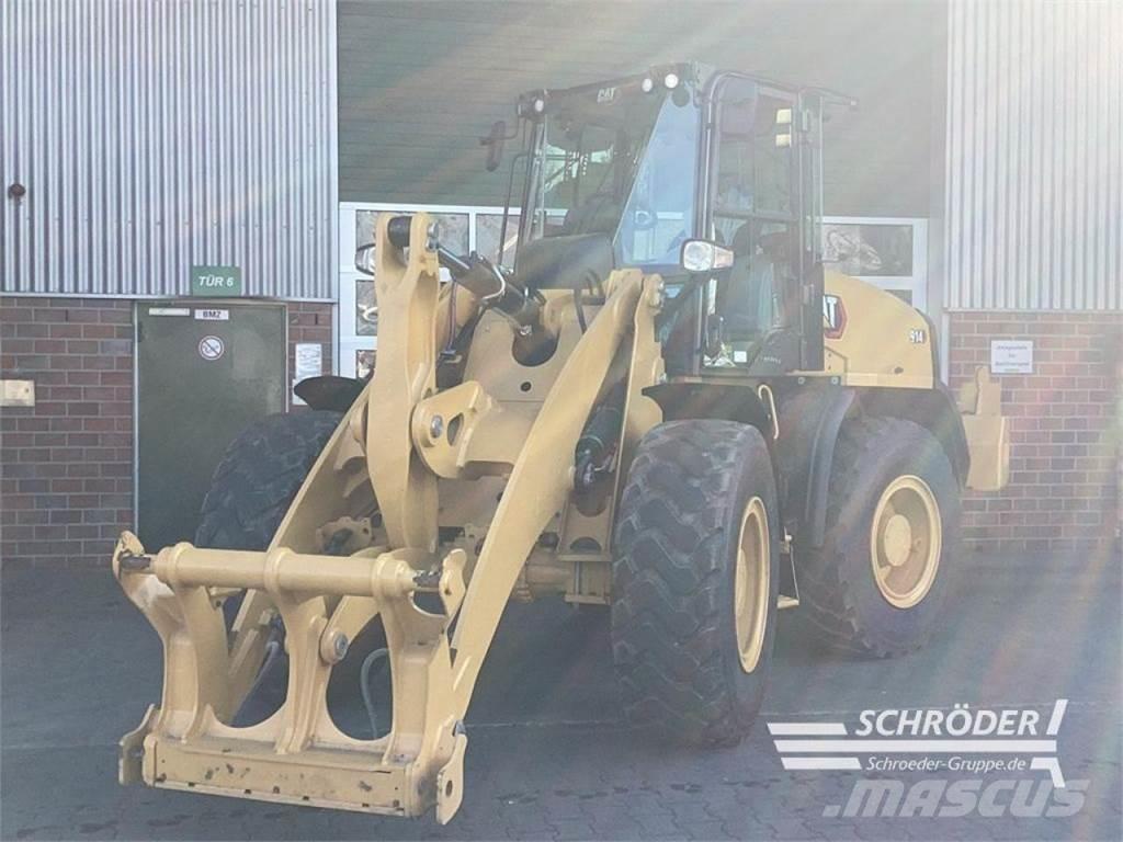  914 HL Naudoti ratiniai krautuvai