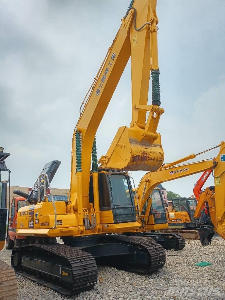Komatsu PC 220-8 Vikšriniai ekskavatoriai