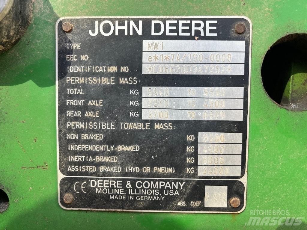 John Deere 6620 Traktoriai