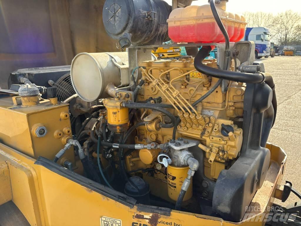 CAT CB 34 B Porinių būgnų volai