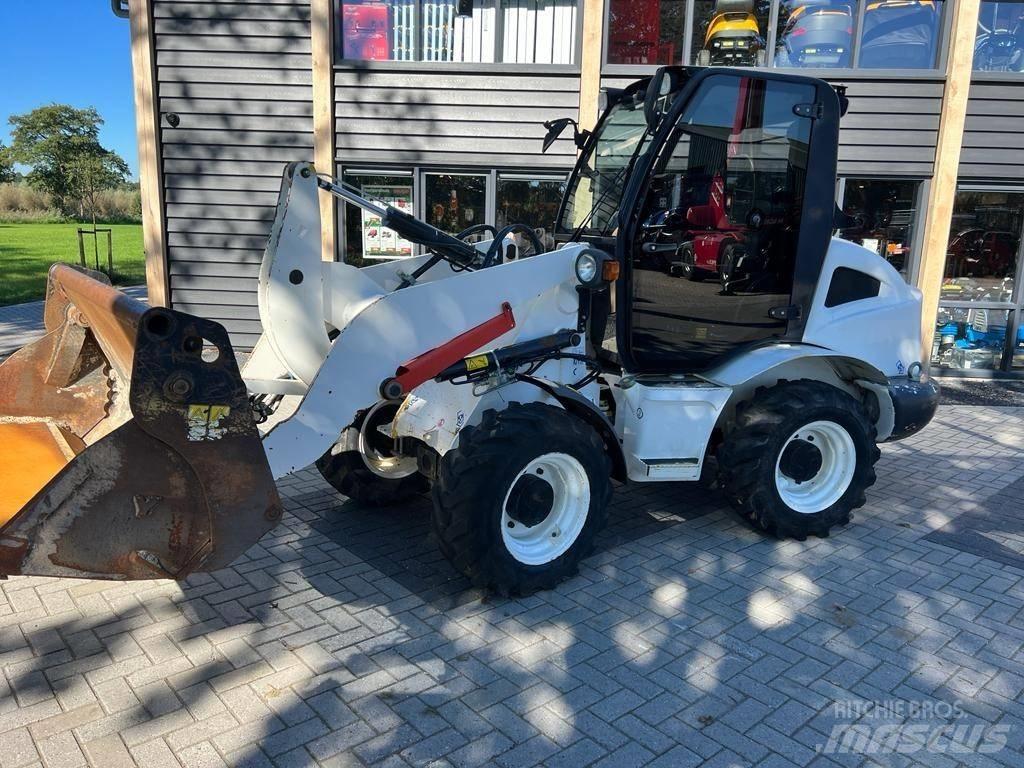 Yanmar 1201 Naudoti ratiniai krautuvai