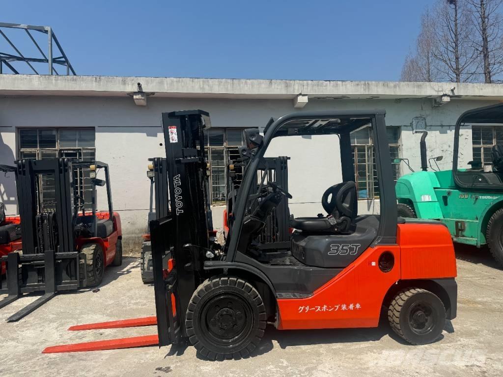 Toyota FD 35 Dyzeliniai krautuvai