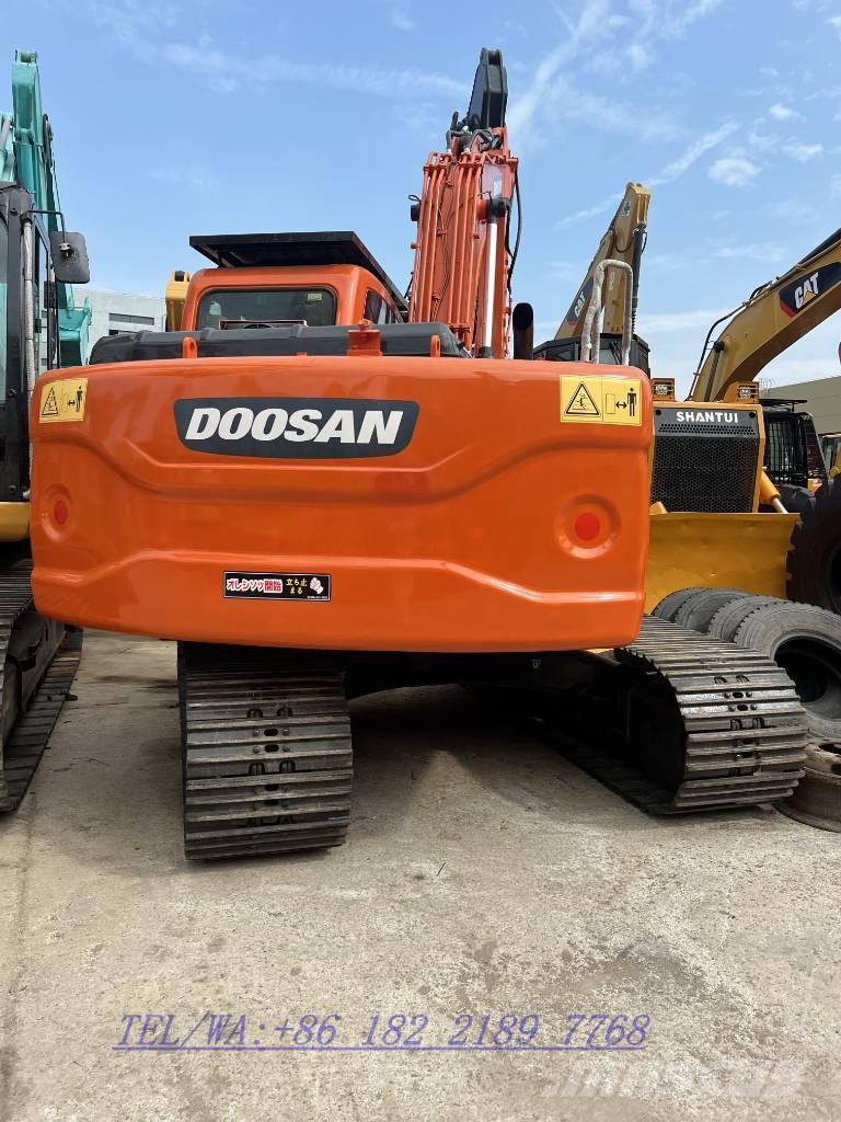 Doosan DX140 Vikšriniai ekskavatoriai