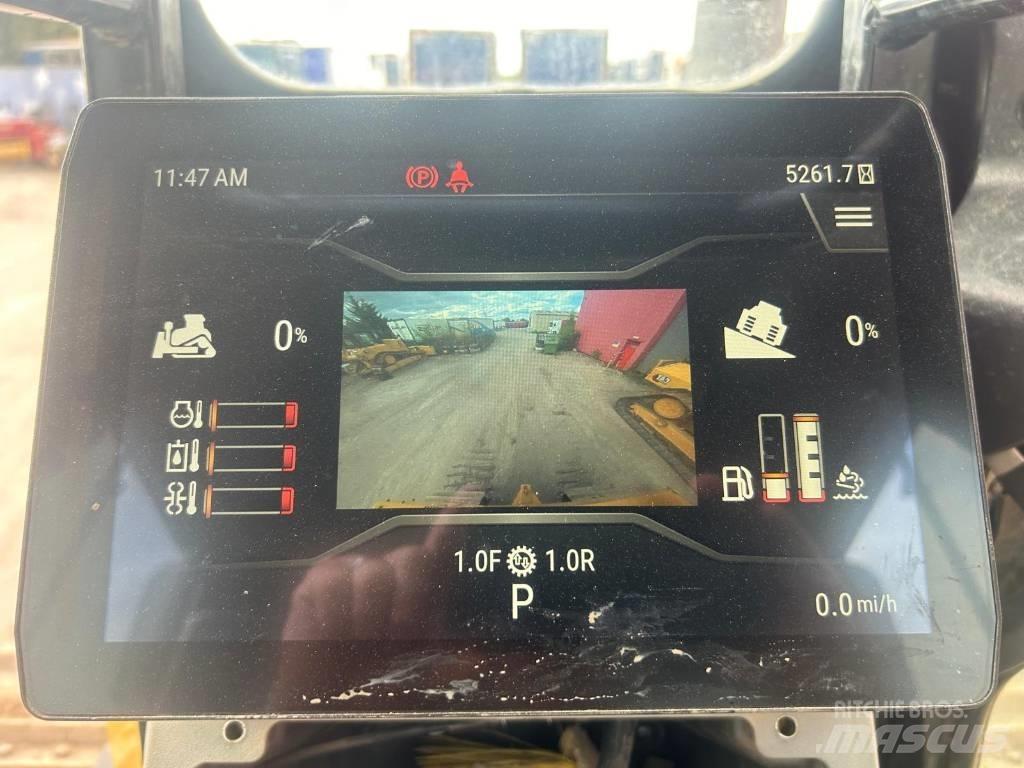 CAT D 5 LGP Vikšriniai buldozeriai