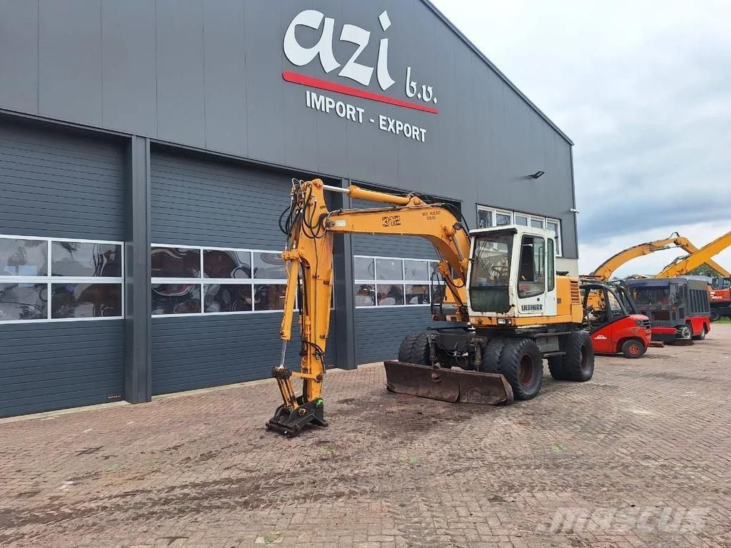 Liebherr A312 Ratiniai ekskavatoriai