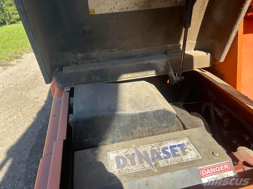 Hitachi ZX 160 LC Griovimo ekskavatoriai
