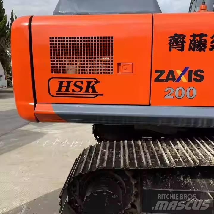 Hitachi ZX200 Vikšriniai ekskavatoriai