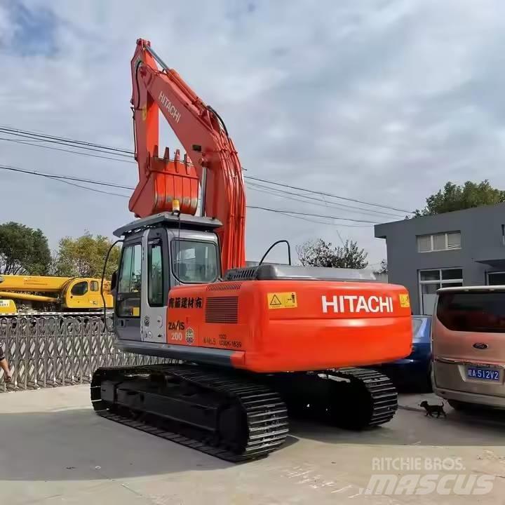 Hitachi ZX200 Vikšriniai ekskavatoriai