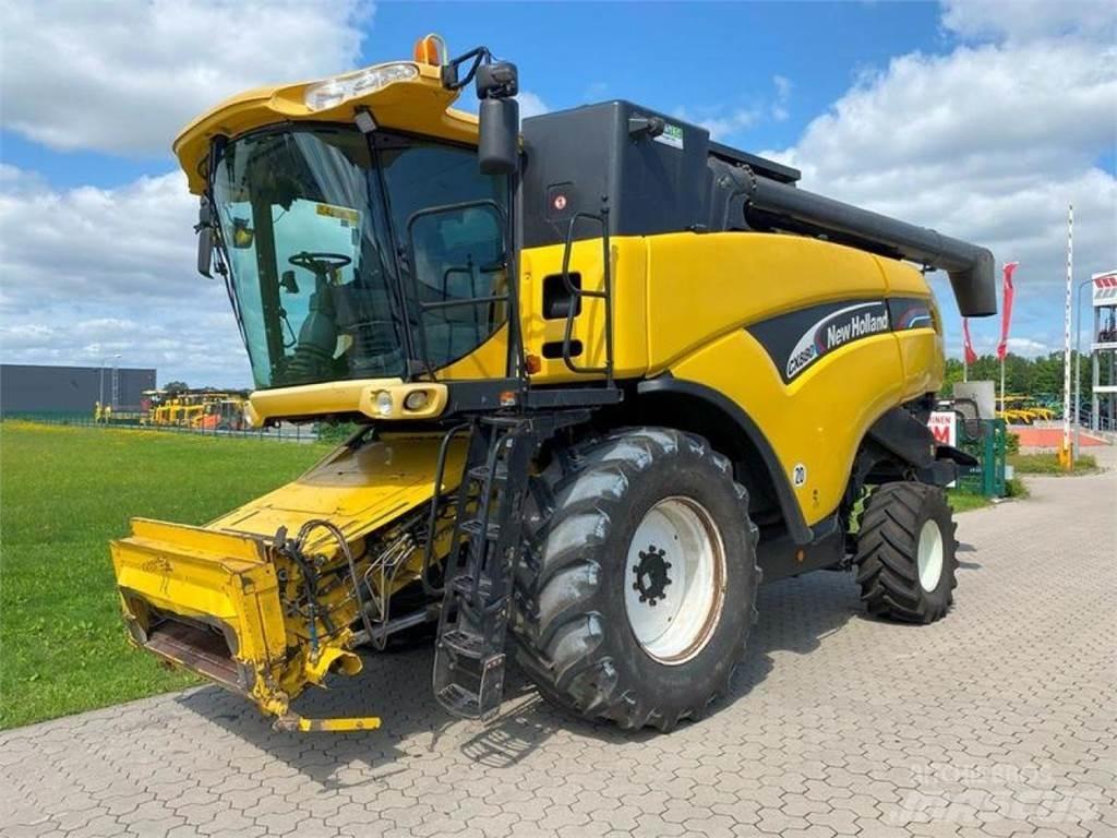 New Holland CX 880 Derliaus nuėmimo kombainai