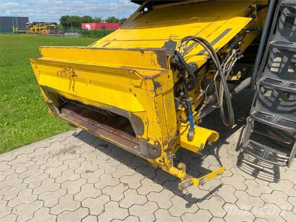 New Holland CX 880 Derliaus nuėmimo kombainai