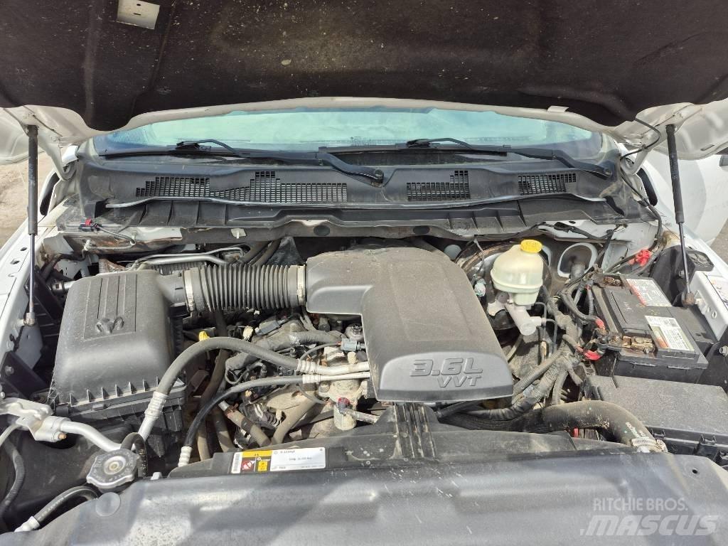 RAM 1500 TRADESMAN Kita