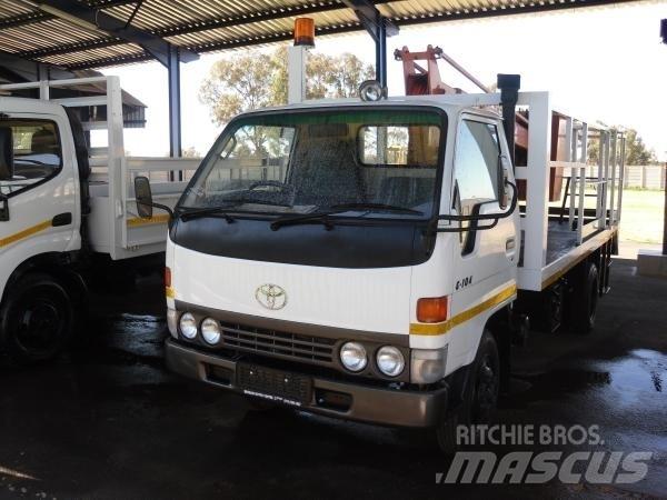 Toyota dyna 5104 Sunkvežimiai su dengtu kėbulu