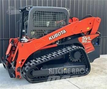 Kubota SVL95 Krautuvai su šoniniu pasukimu