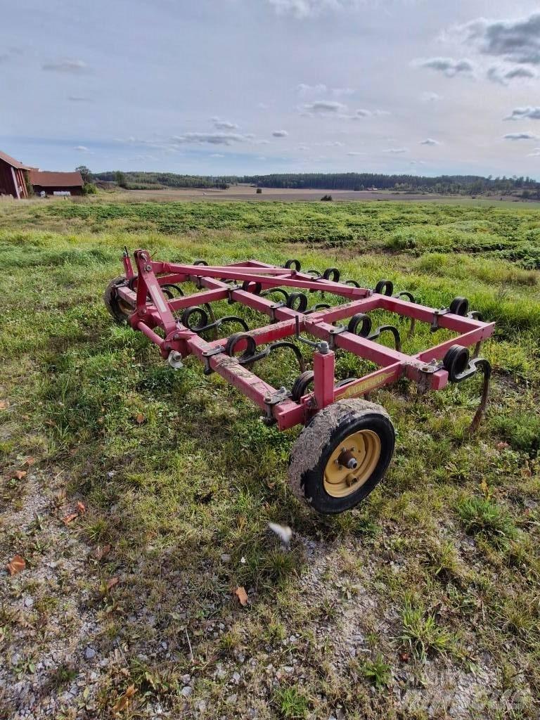 Väderstad SK 17 Kultivatoriai