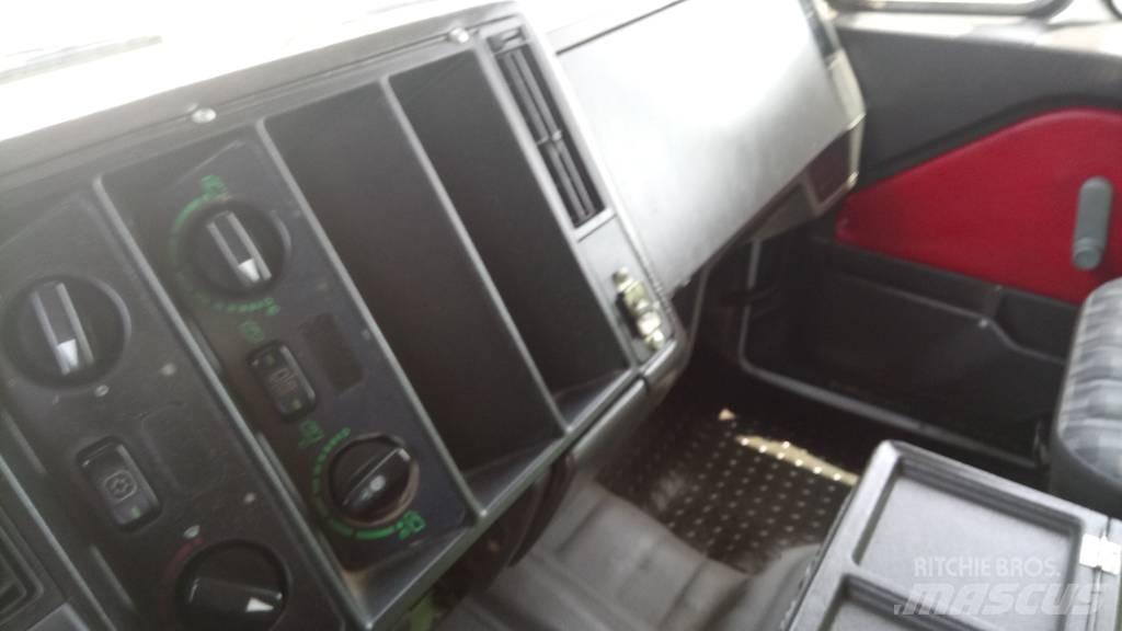 Mercedes-Benz 3535 Savivarčių priekabų vilkikai