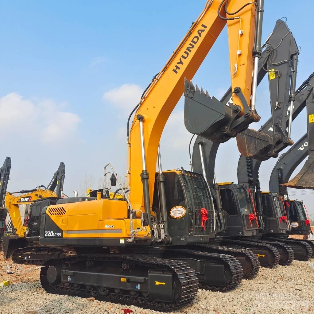 Hyundai R220LC-9S Vikšriniai ekskavatoriai