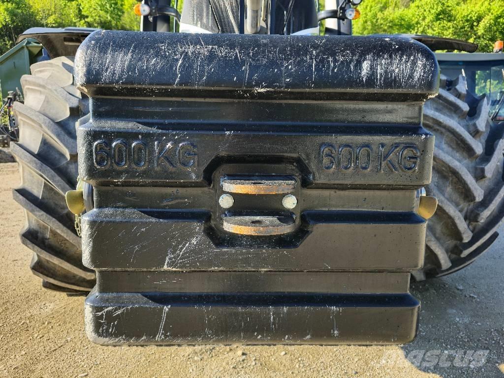 Valtra T 235 Traktoriai