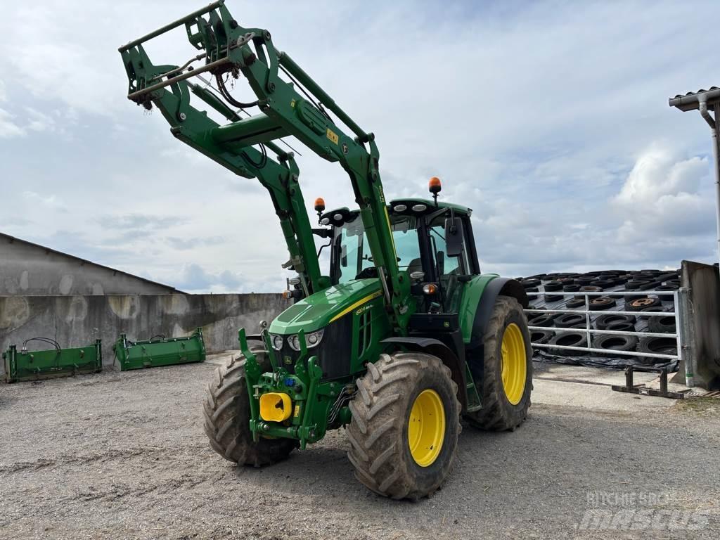 John Deere 6120M Traktoriai