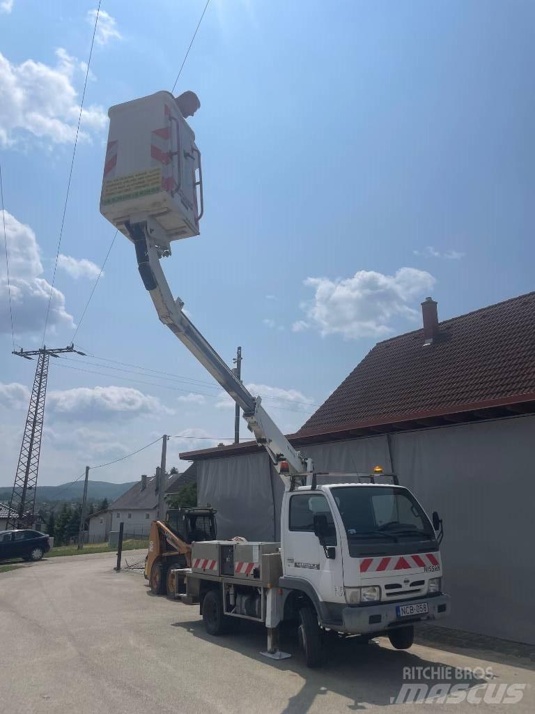 Nissan Cabstar Ant vilkikų montuojamos kėlimo platformos