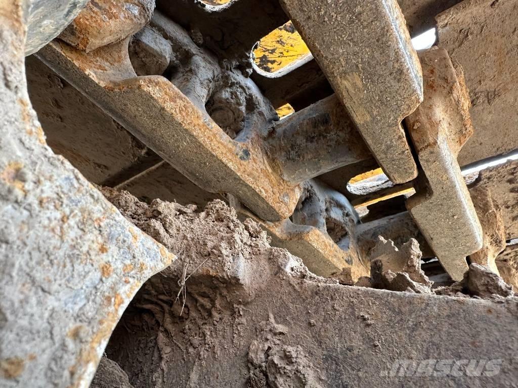 JCB JS 200 LC Vikšriniai ekskavatoriai
