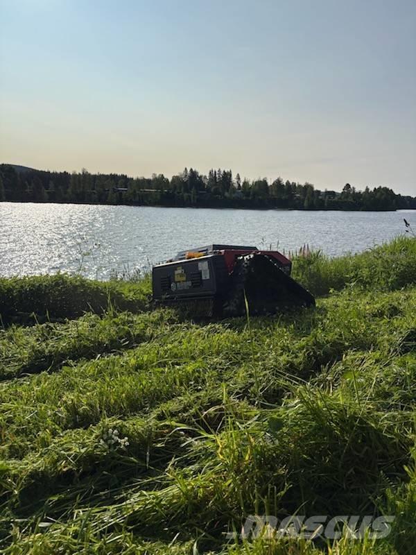 Blue Bird FM 24-70 Rankinės vejapjovės