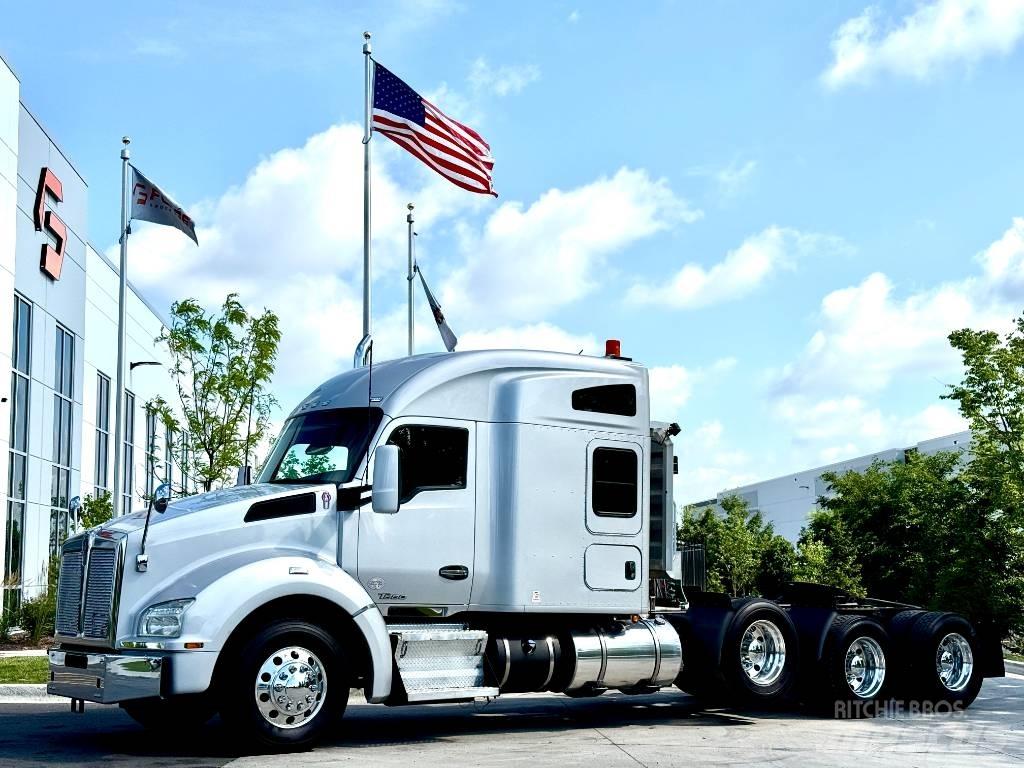 Kenworth T 880 Naudoti vilkikai