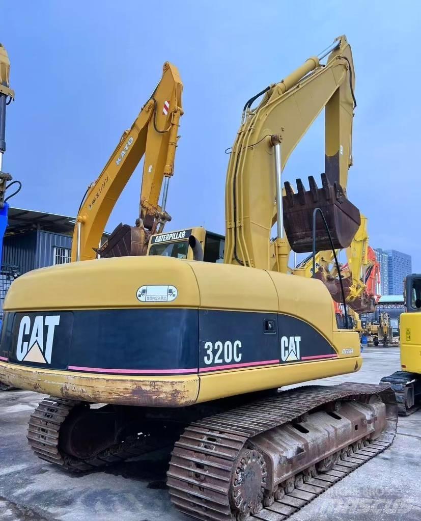 CAT 320 C Vikšriniai ekskavatoriai
