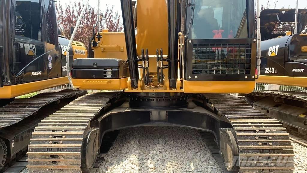 CAT 325 D L Vikšriniai ekskavatoriai