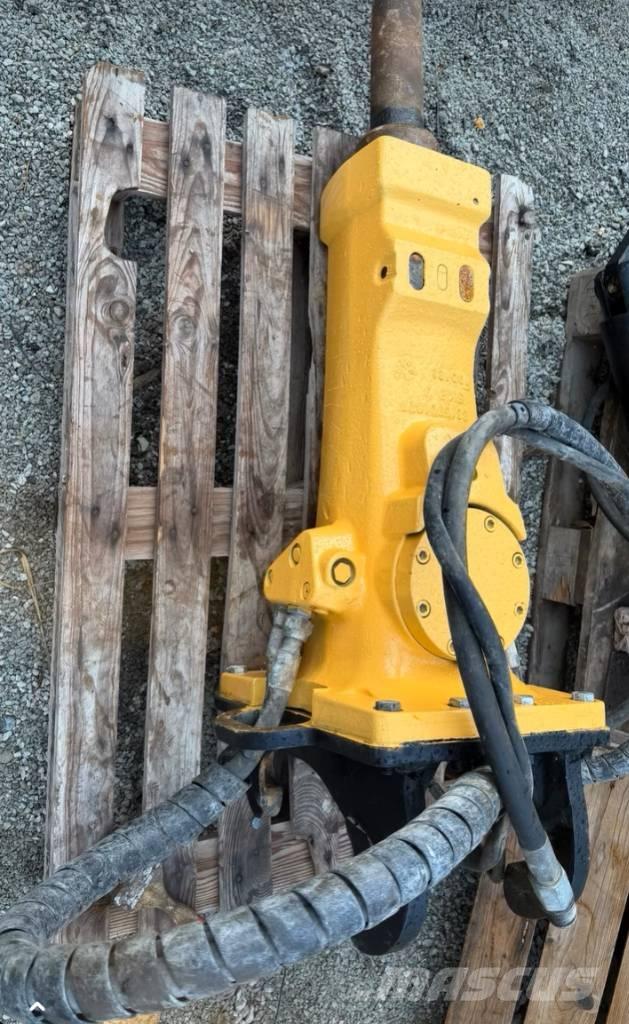 Epiroc BHB 305 Hidrauliniai kūjai / Trupintuvai