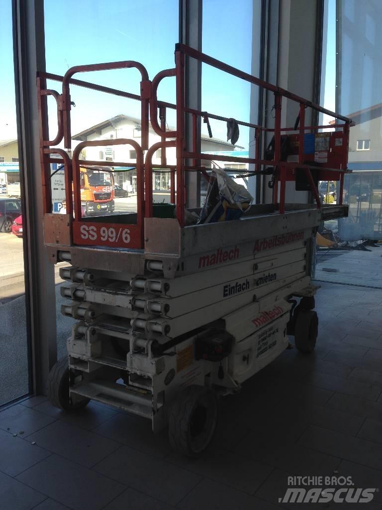 JLG 2646 ES Žirkliniai keltuvai
