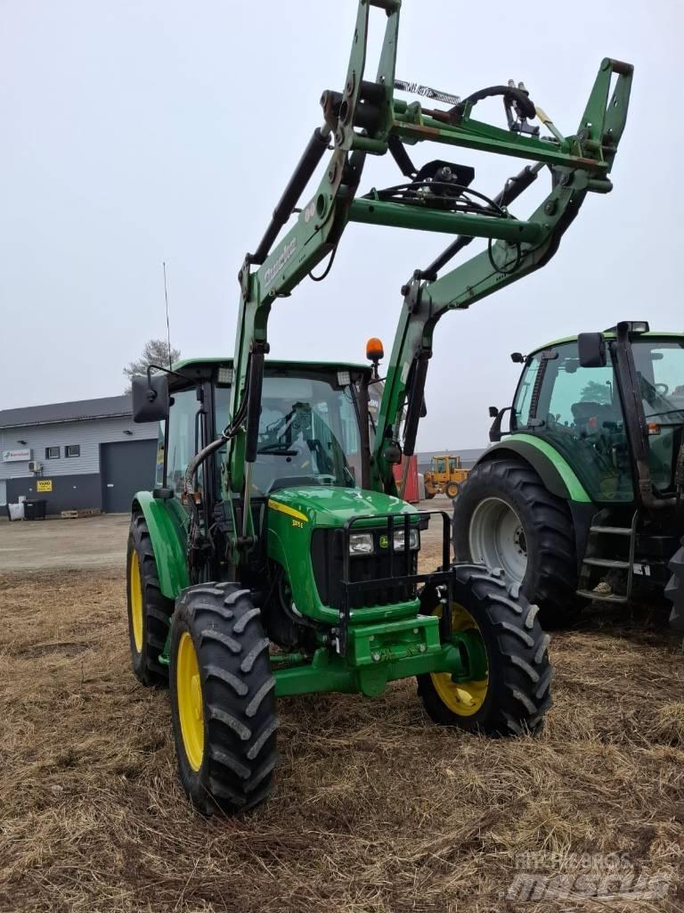 John Deere 5075 E Traktoriai