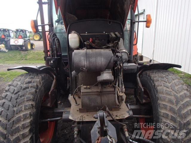 Kubota M 110 GX Traktoriai